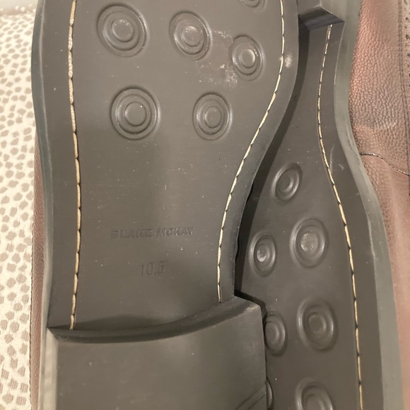 Blake McKay Pierce Wingtip Oxford Dress Shoes - Picture 7 of 8